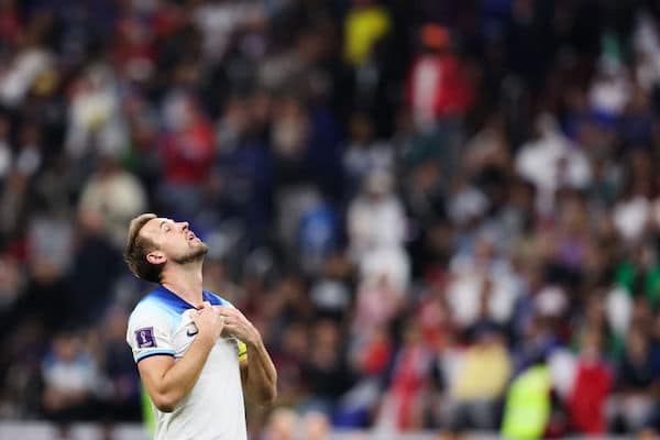 Ranskalainen joukkuekaveri näki Harry Kanen kauhun hetket läheltä - "En puhunut hänelle" Ranskalainen joukkuekaveri näki Harry Kanen kauhun hetket läheltä – ”En puhunut hänelle”