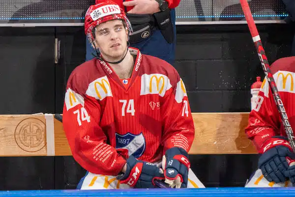 HIFK-tähti veisteli onnistumisestaan - "Sanoin että kolmatta kikkaa ei enää löydy" HIFK-tähti veisteli onnistumisestaan – ”Sanoin että kolmatta kikkaa ei enää löydy”