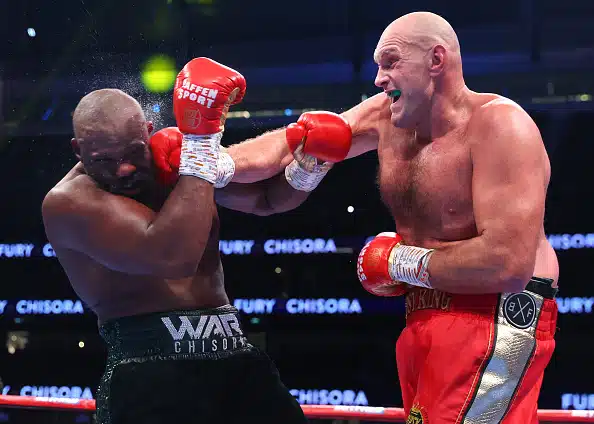 Tyson Fury moukaroi Dererk Chisoran – uhosi jo seuraavalle kohteelleen: ”Jänis”