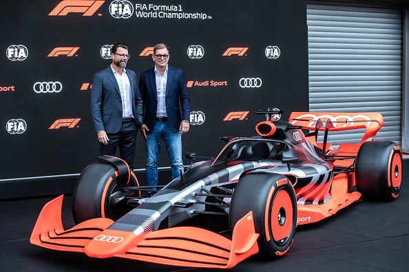 Urheilujättiläiset käyvät nyt kymmenien miljoonien kisaa - kenestä tulee F1-tulokkaan pääsponsori? Urheilujättiläiset käyvät nyt kymmenien miljoonien kisaa – kenestä tulee F1-tulokkaan pääsponsori?