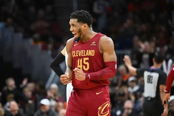 Lauri Markkasen korvannut NBA-tähti heitti yhden kaikkien aikojen korkeimmista pistemääristä