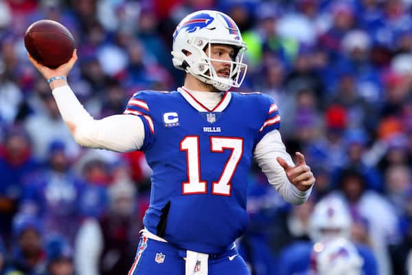 Tässä on NFL:n arvokkain pelaaja – ei pelaa Super Bowlissa