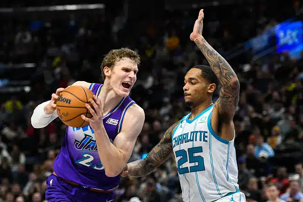 Lauri Markkanen loukkaantumisen takia sivussa