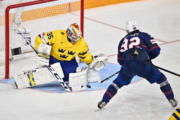 Hurjat lukemat MM-jääkiekkopelissä - USA voitti 8-7 Hurjat lukemat MM-jääkiekkopelissä – USA voitti 8-7