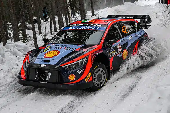 Ruotsin MM-rallia johtava Craig Breen uhmakkaana iltapäivään – ”Olen täynnä itseluottamusta”