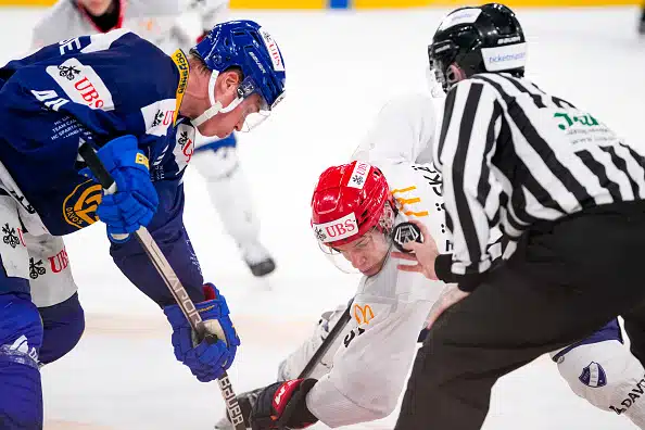 Tulikuumalla HIFK:lla paha poissaolo – Nuorten Leijonien pelaaja saa valtaisan näyttöpaikan