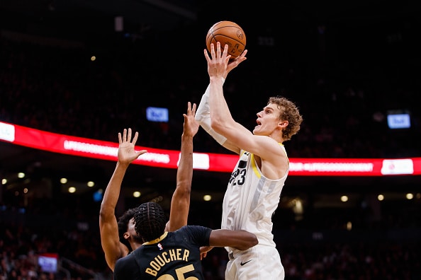 Lauri Markkanen solmi merkittävän sopimuksen Lauri Markkanen solmi merkittävän sopimuksen