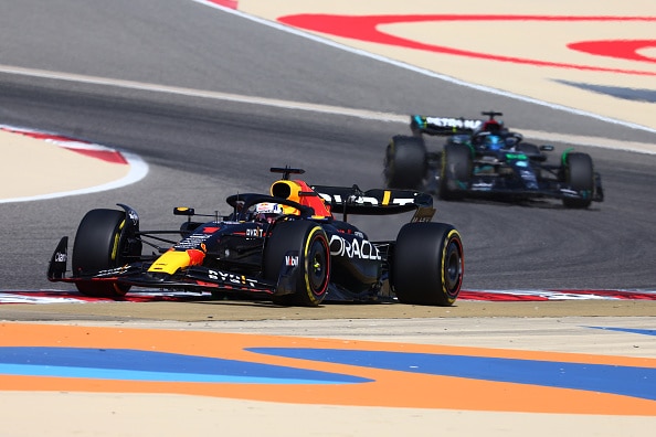 Näin ylivoimaisella voitolla F1-kausi korkataan - siirtomarkkinoiden kuuma nimi esitti tiukan arvion Näin ylivoimaisella voitolla F1-kausi korkataan – siirtomarkkinoiden kuuma nimi esitti tiukan arvion
