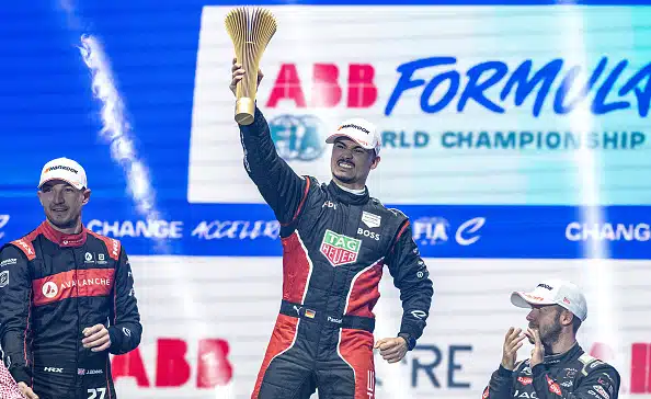 Entinen F1-kuski täräytti rajusti seinään – joutui sairaalahoitoon