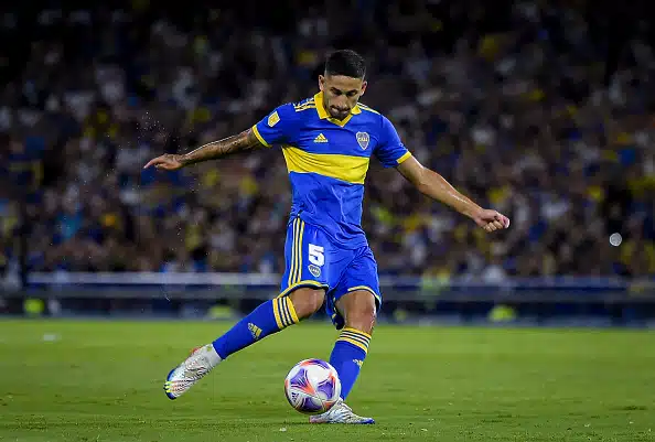 Liverpoolin pitkä kandidaattilista kasvoi taas yhdellä nimellä - argentiinalaispelaaja tutkassa Liverpoolin pitkä kandidaattilista kasvoi taas yhdellä nimellä – argentiinalaispelaaja tutkassa