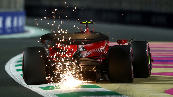 Charles Leclercille rangaistus – F1-tuomaristo suolasi Ferrarin Charles Leclercille rangaistus – F1-tuomaristo suolasi Ferrarin