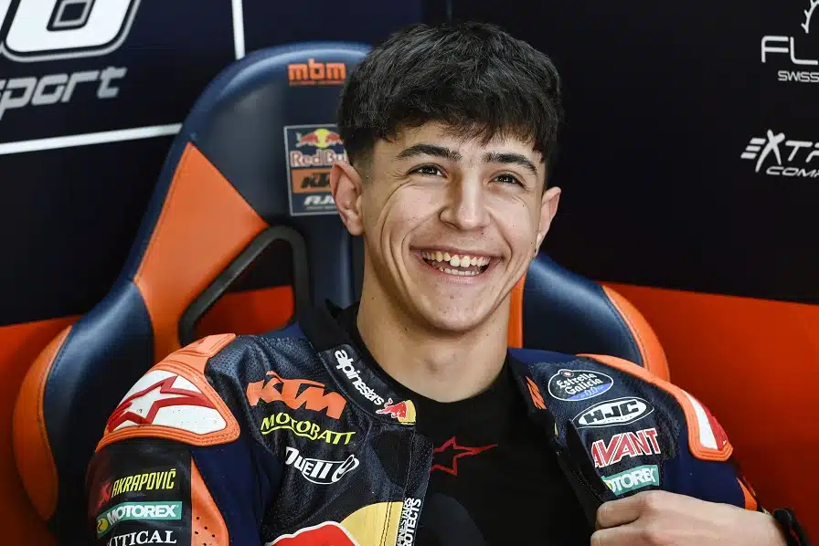 Aki Ajo on löytänyt taas timantin – tulokkaalta sensaatiomainen MM-avaus