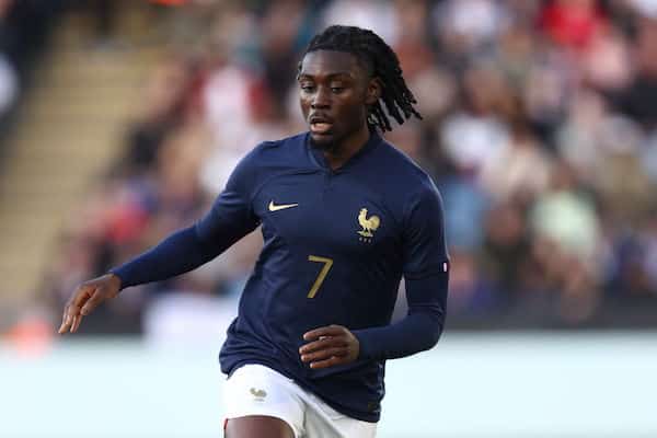 Manchester United ja Chelsea paalupaikalla - 30 miljoona euron sensaatio kiinnostaa Manchester United ja Chelsea paalupaikalla – 30 miljoona euron sensaatio kiinnostaa