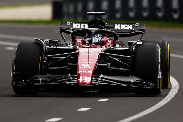 Valtteri Bottas vaisuista asetelmista aika-ajoihin - jäi puoli sekuntia tallikaveristaan Valtteri Bottas vaisuista asetelmista aika-ajoihin – jäi puoli sekuntia tallikaveristaan