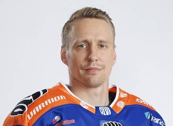 Tappara otti tylyn voiton SM-liigan finaaleissa – Pelicans-tähden kukkoilu kostautui Tappara otti tylyn voiton SM-liigan finaaleissa – Pelicans-tähden kukkoilu kostautui