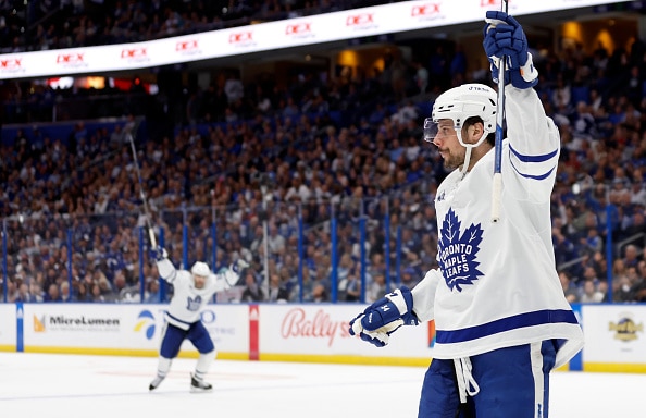 NHL:n kestomenestyjä suli karmealla tavalla – Toronton tähdet suistivat Tampan kuilun partaalle NHL:n kestomenestyjä suli karmealla tavalla – Toronton tähdet suistivat Tampan kuilun partaalle