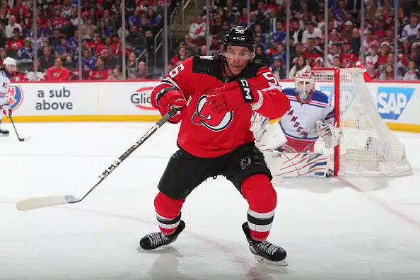 Erik Haula järjesti räiskyvän show’n - Kaapo Kakon Rangers iskettiin kanveesiin Erik Haula järjesti räiskyvän show’n – Kaapo Kakon Rangers iskettiin kanveesiin