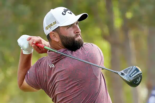Golfissa jättiläispaukku – huippupelaaja loikkasi saudimiljoonien pariin