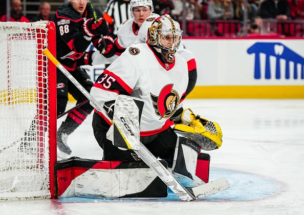 Suomalainen maalivahti nostettiin NHL-joukkueen matkaan Suomalainen maalivahti nostettiin NHL-joukkueen matkaan
