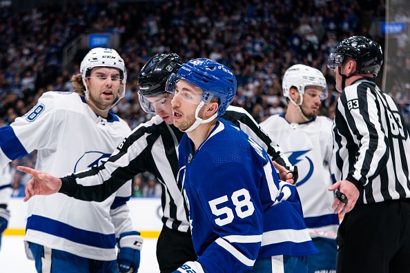 Törkytaklaus toi pitkän pelikiellon NHL:ssä