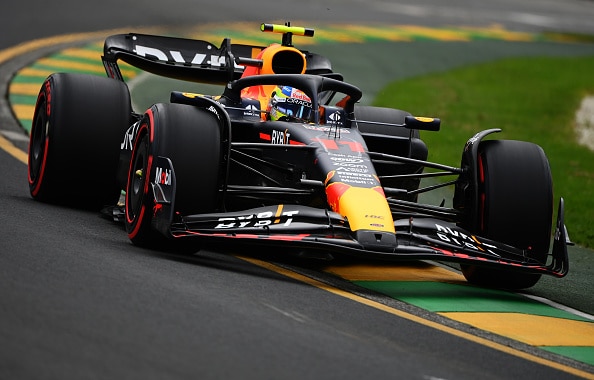 F1-mestari haukkui Red Bull-kuskin pystyyn F1-mestari haukkui Red Bull-kuskin pystyyn