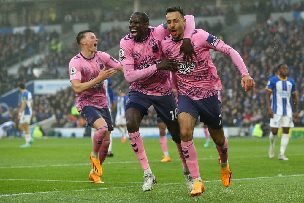 Yllätyspäätös - Evertonin kaikkien aikojen nuorin kapteeni jättää joukkueen Yllätyspäätös – Evertonin kaikkien aikojen nuorin kapteeni jättää joukkueen