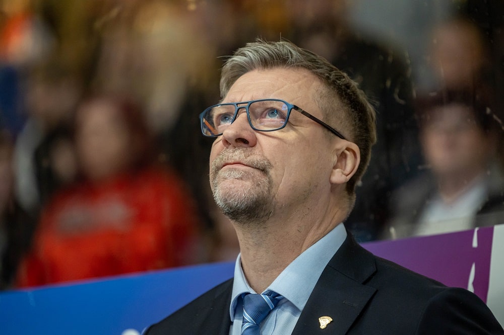 Jukka Jalosen nippu jäi jyrän alle