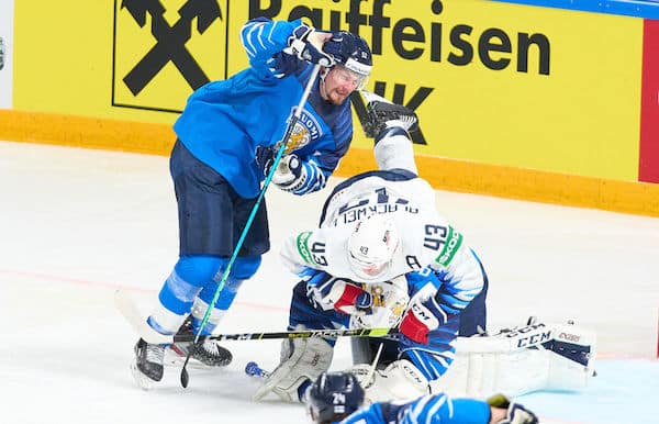 Leijonat tositoimessa uudestaan heti lauantaina - "Päivä kerrallaan koetetaan pelata vaan paremmin ja paremmin" Leijonat tositoimessa uudestaan heti lauantaina – ”Päivä kerrallaan koetetaan pelata vaan paremmin ja paremmin”