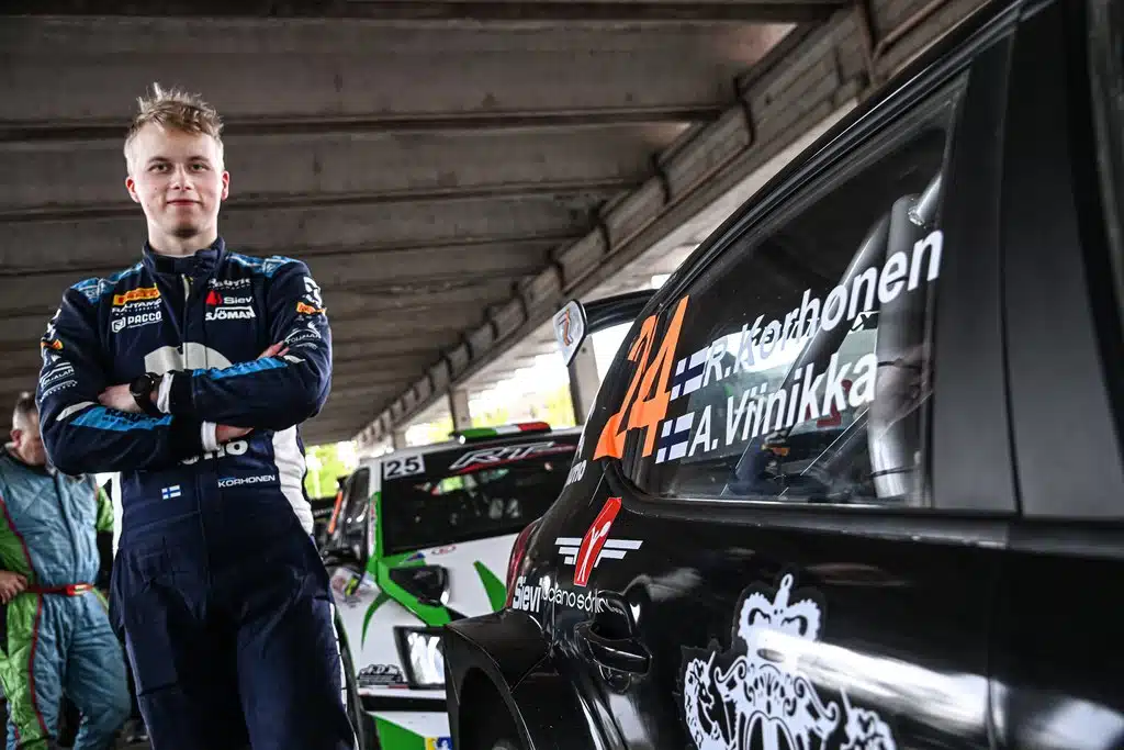 Suomalaiskuski janoaa takaisin MM-johtoon Portugalin rallissa – ”Tiet vaikuttavat aika rajuilta”