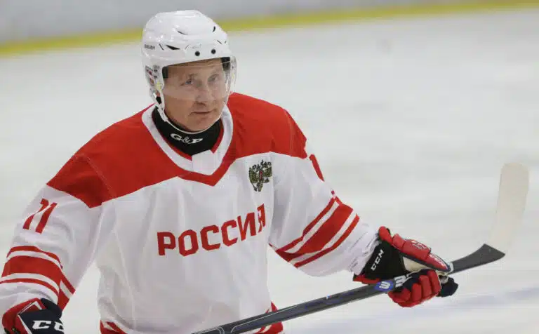 Nyt on jo todella koomista: Vladimir Putin valittiin Venäjällä Vuoden urheilijaksi