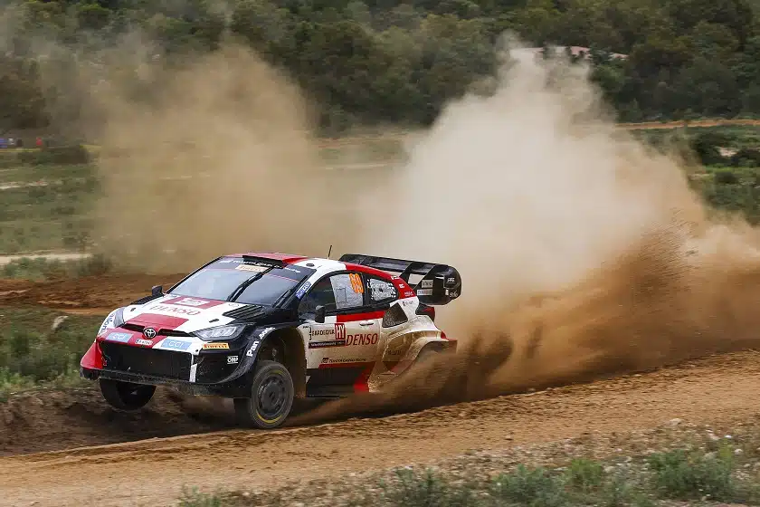 Kalle Rovanperä tykitti huikean torjuntavoiton – Esapekka Lappi varmisti Hyundaille jättipotin