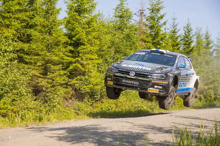 Kolme voittoa rallin MM-sarjassa, mutta murheita on riittänyt Suomessa – joko nyt kulkee?