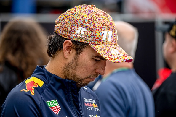 Sergio Perezin taru on päättymässä Red Bullilla - ”Pysy valkoisten viivojen sisäpuolella!” Sergio Perezin taru on päättymässä Red Bullilla – ”Pysy valkoisten viivojen sisäpuolella!”