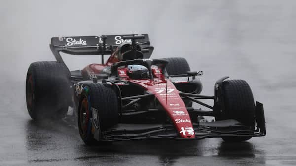 Valtteri Bottas puristi aika-ajon toiseen osioon Valtteri Bottas puristi aika-ajon toiseen osioon