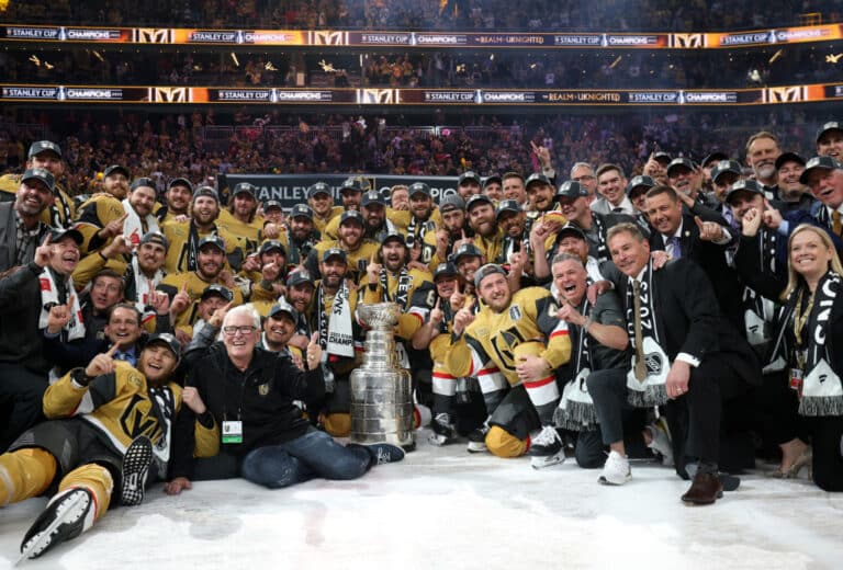 NHL-mestarille hyviä uutisia pudotuspelien alla – kapteeni tekemässä paluuta kokoonpanoon