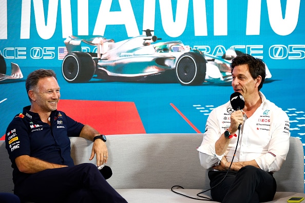 F1:ssä tallien sota - Ferrari ja Red Bull syyttävät McLarenia ja Mercedestä sääntöjen rikkomisesta F1:ssä tallien sota – Ferrari ja Red Bull syyttävät McLarenia ja Mercedestä sääntöjen rikkomisesta