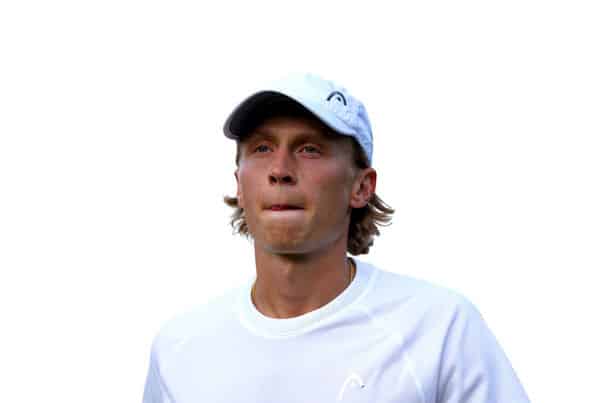 Emil Ruusuvuori tienannut tennisurallaan valtavia rahasummia Emil Ruusuvuori tienannut tennisurallaan valtavia rahasummia