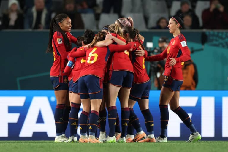 Espanja höykytti Sambiaa naisten MM-kisoissa