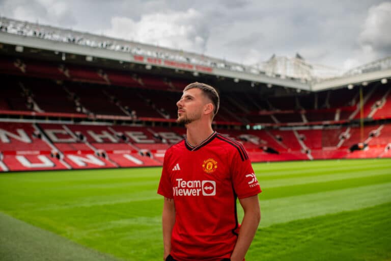 Manchester Unitedille lisää lunta tupaan – tähtipelaajalle takapakkia