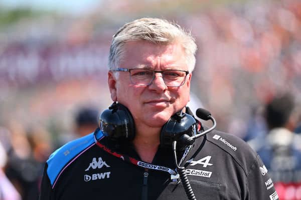 "Kaikkea parasta tulevaan" - kenkää saanut F1-pomo hyvästeli tallinsa ”Kaikkea parasta tulevaan” – kenkää saanut F1-pomo hyvästeli tallinsa
