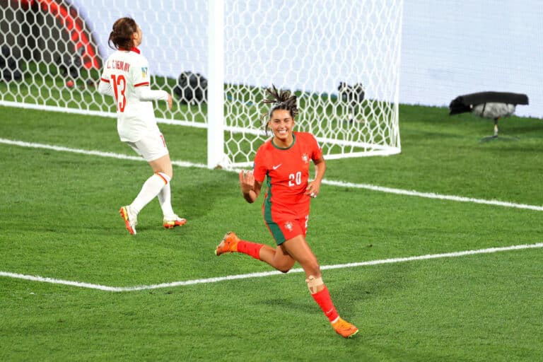 Portugali pyöritteli Vietnamin nurin naisten MM-kisoissa