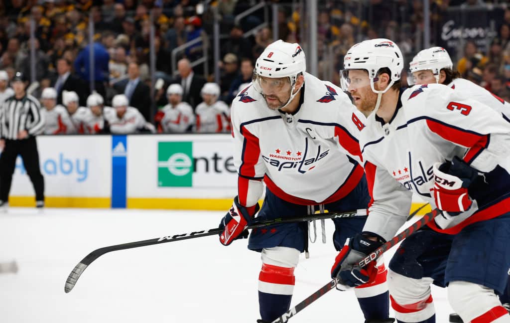 Paareilla jäältä viedyn NHL-pelaajan tilasta lisätietoa Paareilla jäältä viedyn NHL-pelaajan tilasta lisätietoa