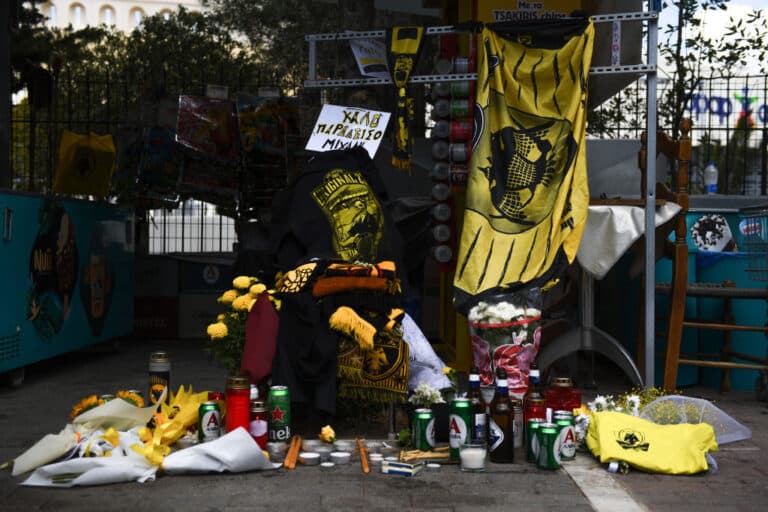 AEK:n ja Dinamon fanien välisestä tappelusta syytteitä jo 70 ihmiselle