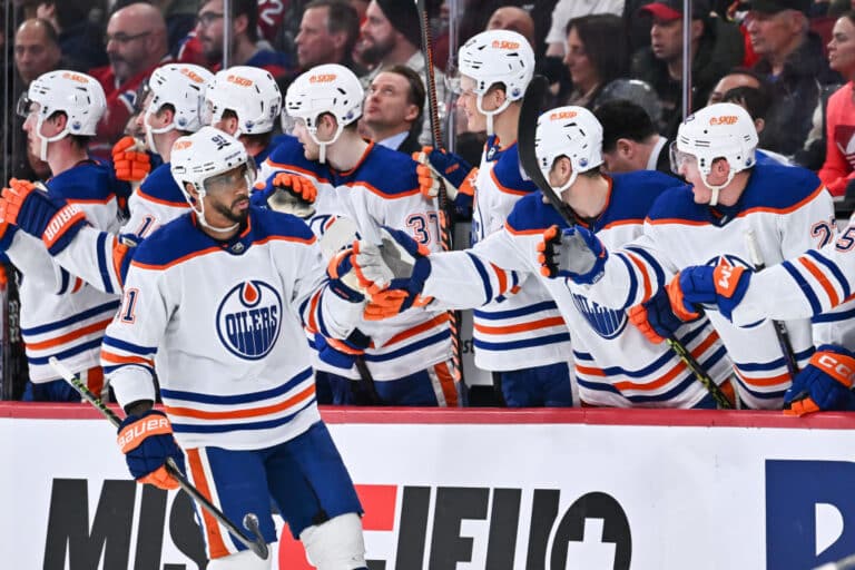 Stanley Cup -suosikki teki peliliikkeen NHL:ssä
