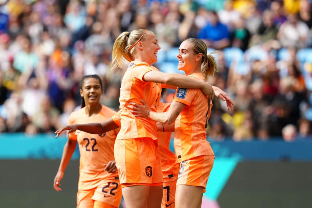 Alankomaat eteni puolivälieriin - Etelä-Afrikan maalivahdille karmea virhe Alankomaat eteni puolivälieriin – Etelä-Afrikan maalivahdille karmea virhe