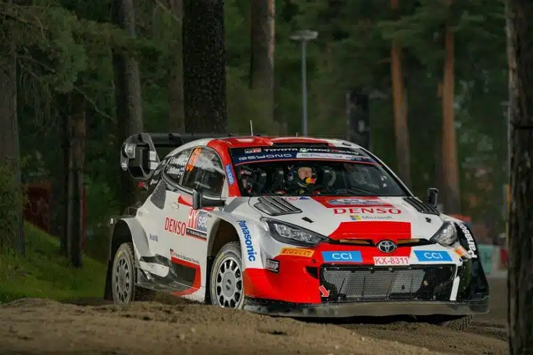 Jyväskylän MM-ralliin valtava osanottajalista – Jari-Matti Latvalakin mukana