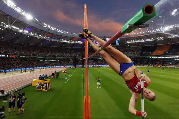 Wilma Murron kilpasisko liikuttui kyyneliin – MM-kulta meni jakoon