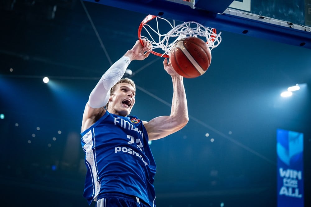 Lauri Markkanen lähestyy maagista rajaa - häkellyttävä saldo vain 43 maaottelussa Lauri Markkanen lähestyy maagista rajaa – häkellyttävä saldo vain 43 maaottelussa