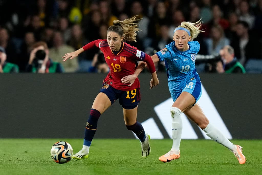 Espanja löi Englannin MM-finaalissa – Real Madrid -tähti nousi sankariksi Espanja löi Englannin MM-finaalissa – Real Madrid -tähti nousi sankariksi