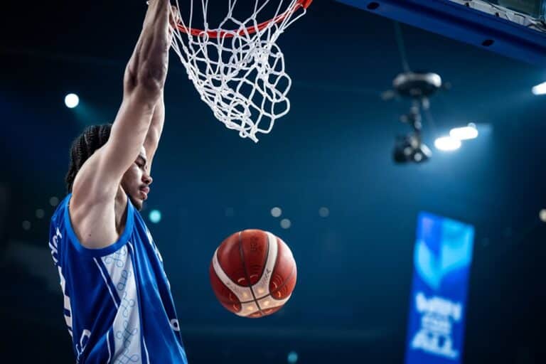 Arvostettu Sports Illustrated hehkuttaa suomalaista NBA-lupausta – ”Edessä valtava vuosi”